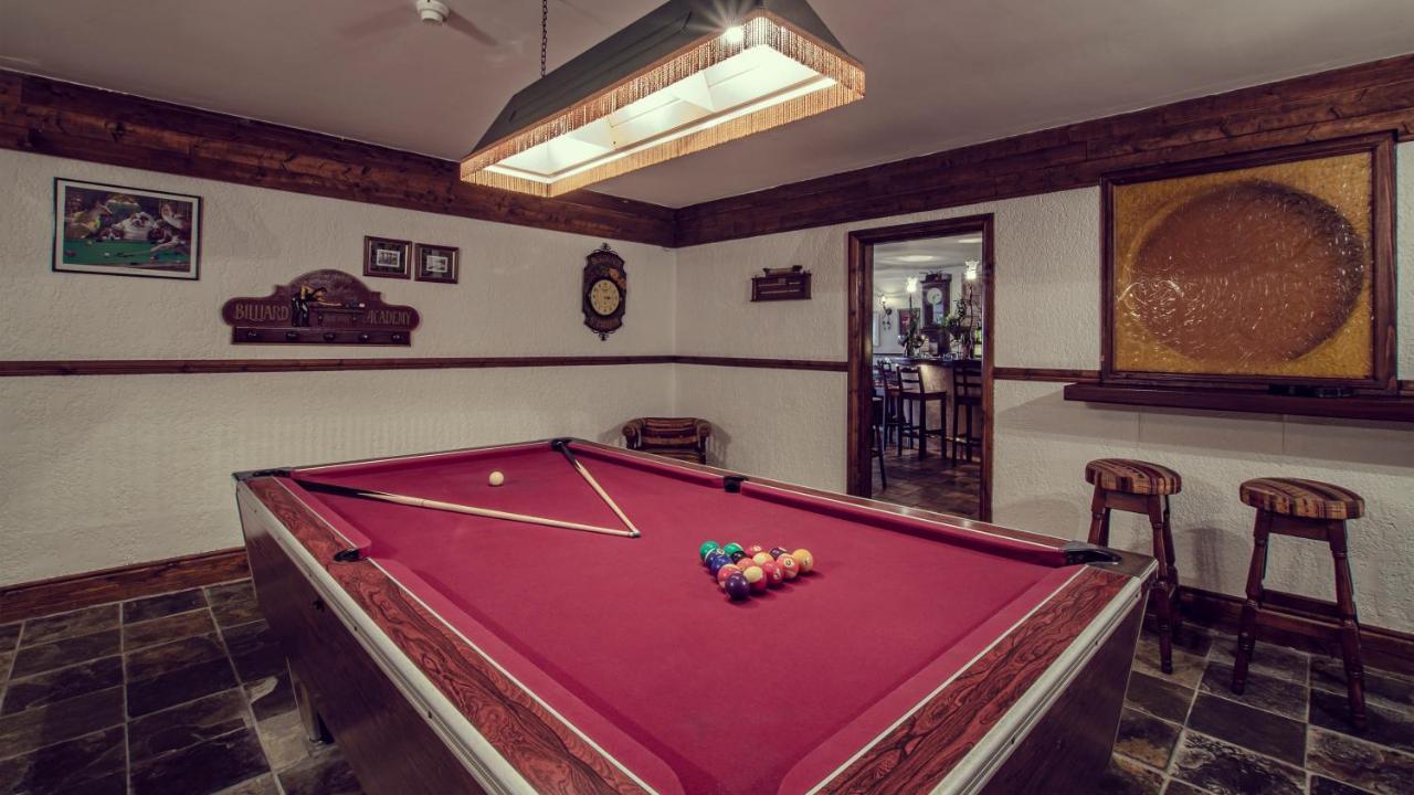 Ardagh & Restaurant Clifden